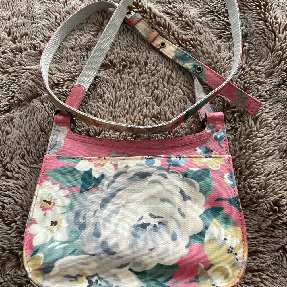 Gorgeous Little purse ! Cath Kidston
Norfolk Rose
Pink Floral...π·πΊπβ€οΈβ‘οΈ - Picture 3 of 8